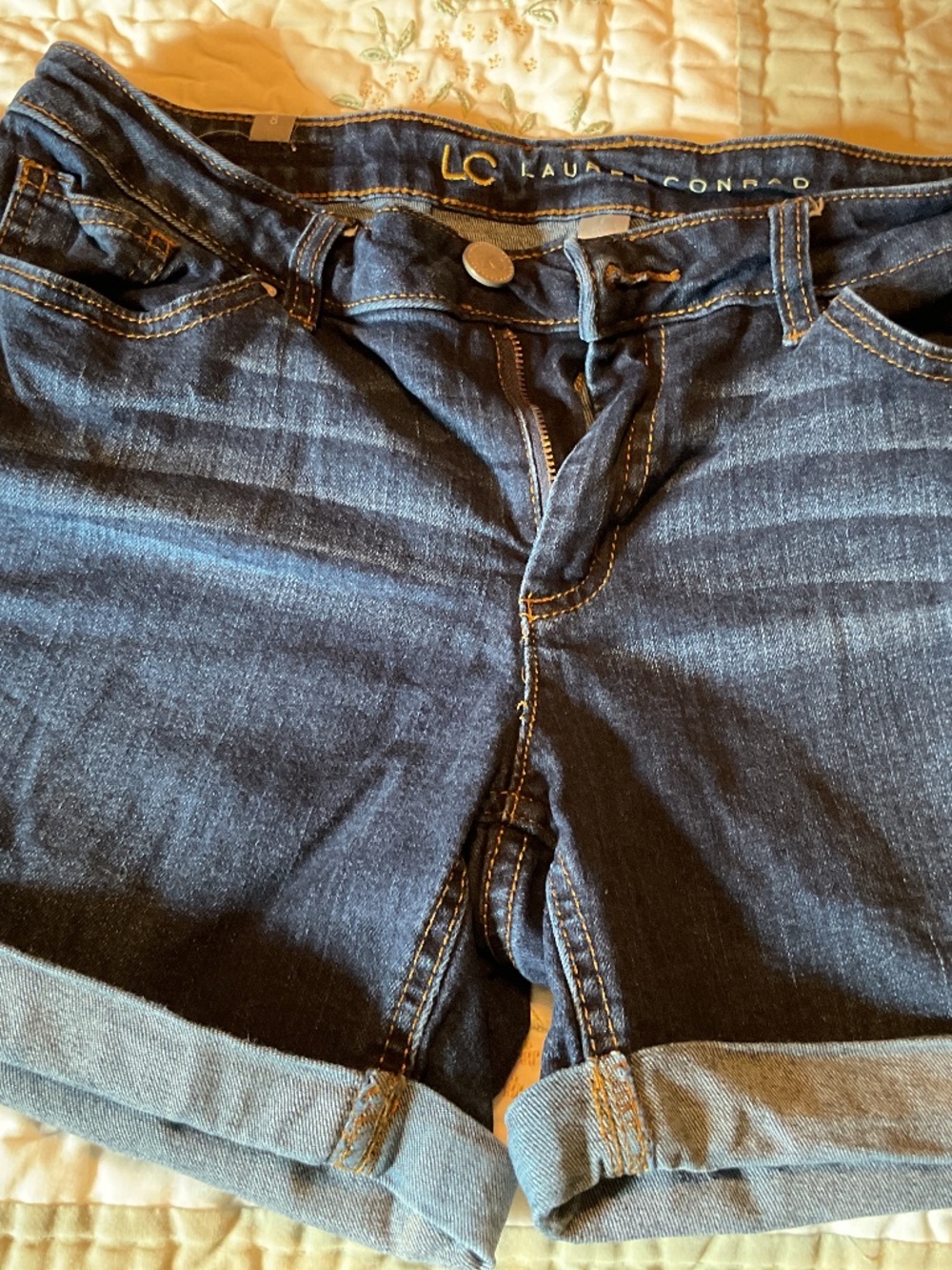 Size 8 Lauren Conrad shorts